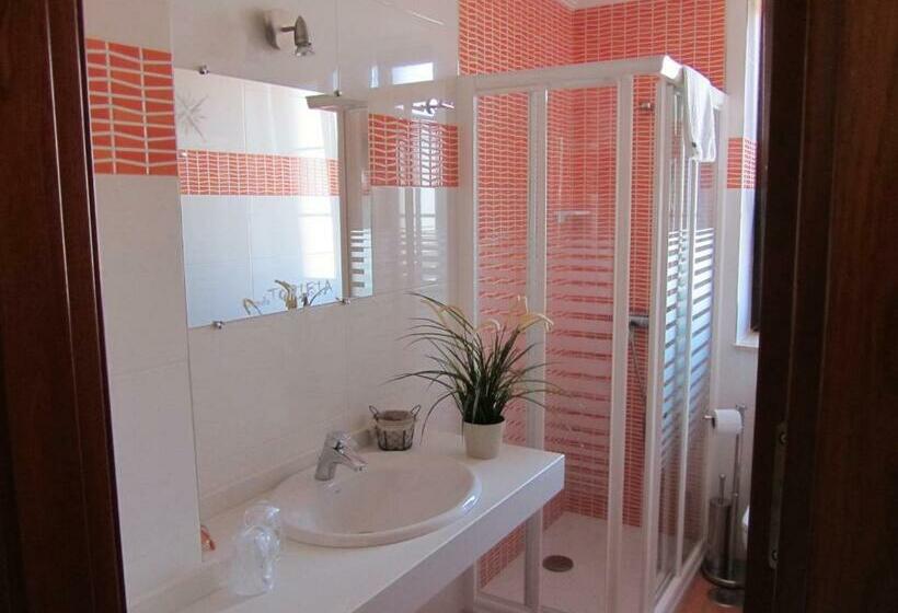 标准间, La Posada De Toribia