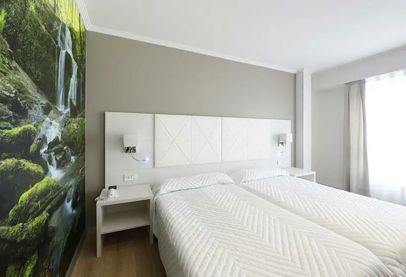 Standard-huone, Loiola