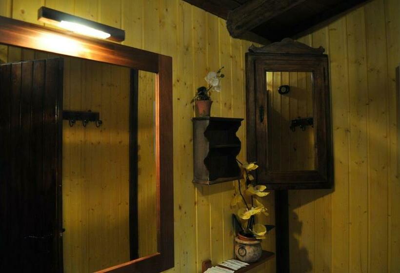 Номер Стандарт, Los Nidos De Santa Maria