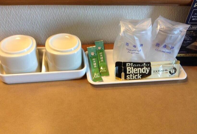 ダブルベッドのベーシックルーム, Matsumoto Tourist