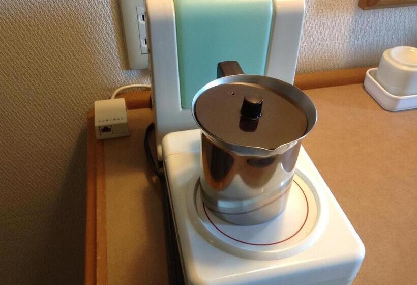 ダブルベッドのベーシックルーム, Matsumoto Tourist