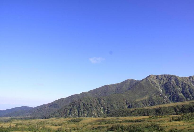 חדר סטנדרטי לשלושה עם נוף, Midagahara