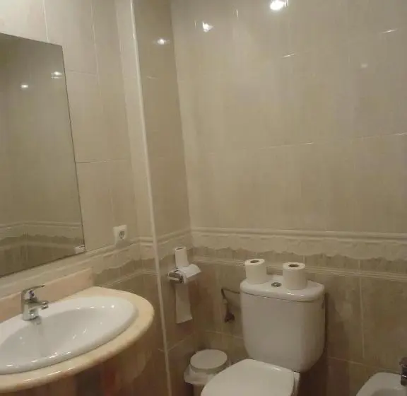 Standard Yhden Hengen Huone, Restaurant Casa Miquel