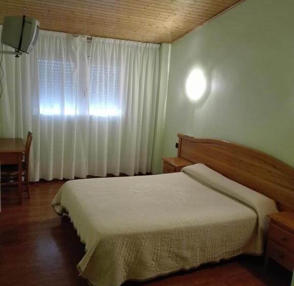 Номер Стандарт, Restaurant Casa Miquel
