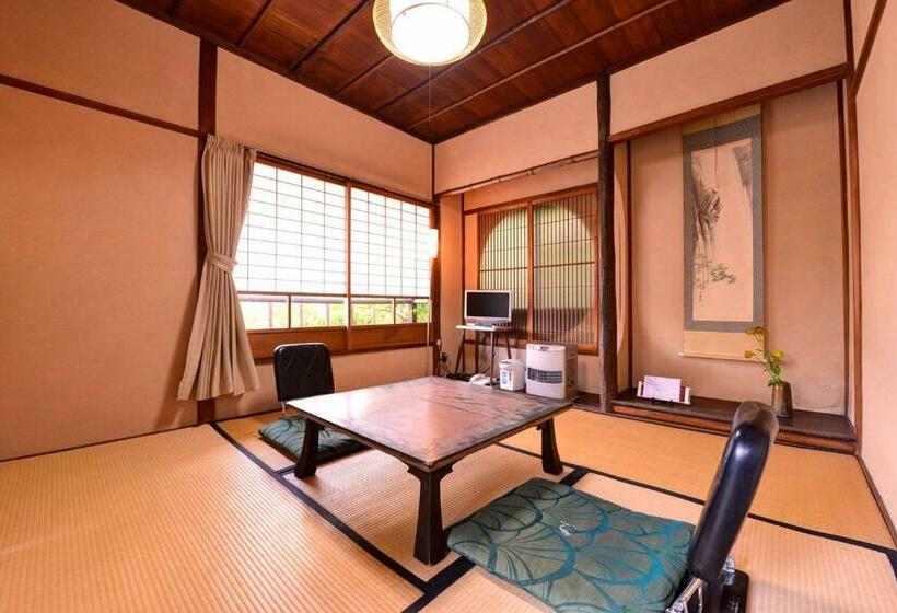 浴室共有ファミリールーム, Bingoya