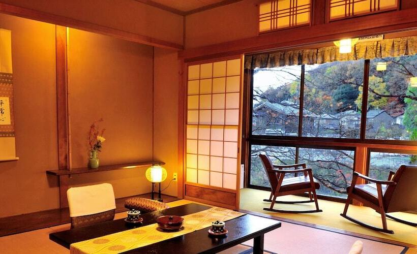 三人经典房间, Heihachi Tea House Inn