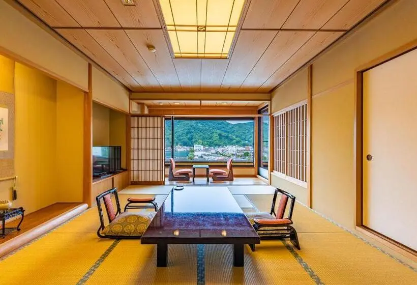 Deluxe-huone Näkymä, Izu Mitohama Shotokan