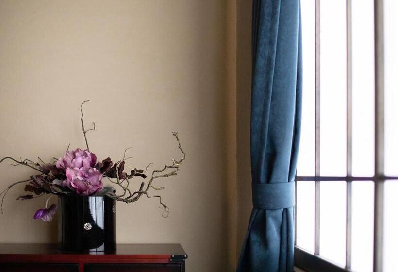 חדר משפחתי, Kamisuwa Onsen Shinyu