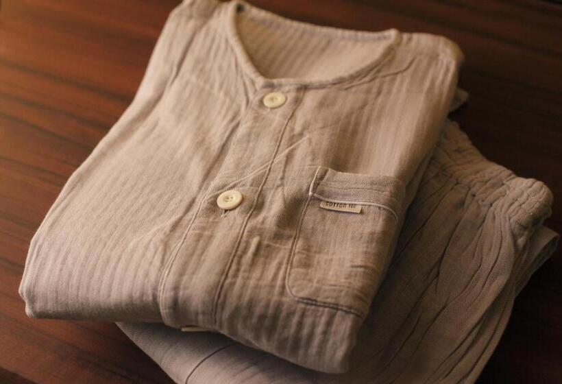 חדר סטנדרט לארבעה, Kamisuwa Onsen Shinyu