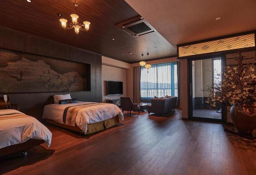 חדר סטנדרט לארבעה, Kamisuwa Onsen Shinyu