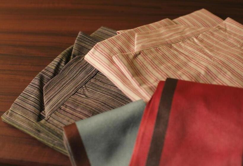 חדר סטנדרט נוף לאגם, Kamisuwa Onsen Shinyu