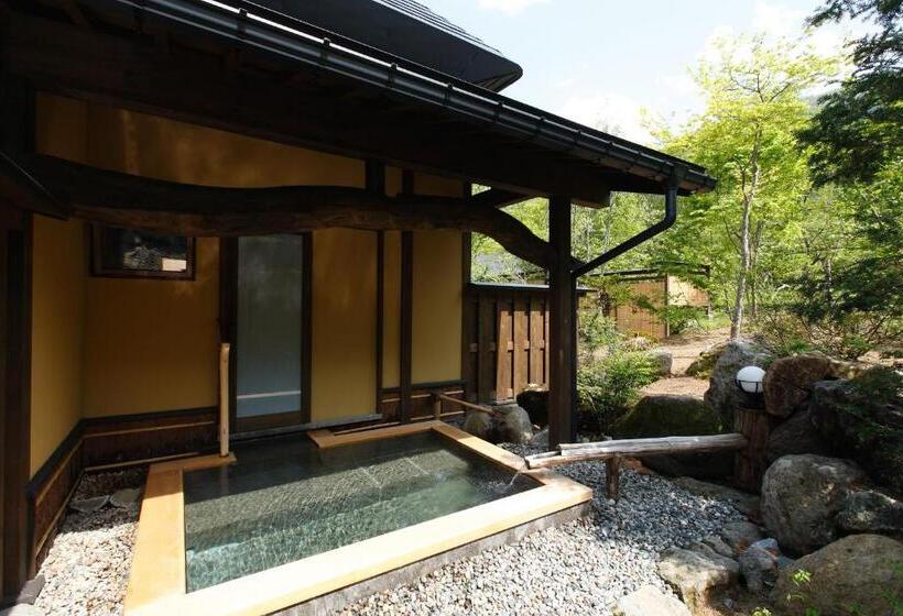 スタンダード４人部屋, Katsuragi No Sato