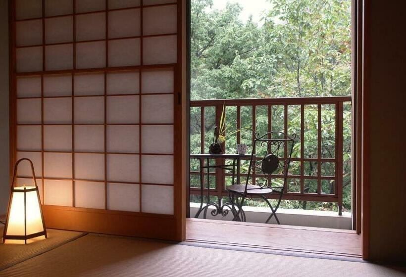 Номер Стандарт Совместная Ванная, Kinseikan Seseragi