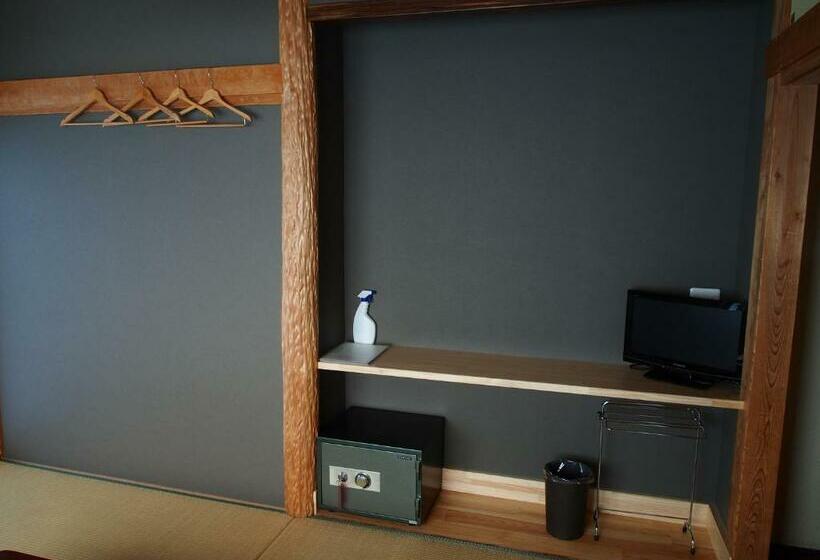 스탠다드 룸 공동 욕실, Marushige