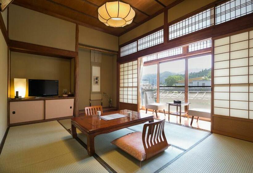 이코노미 룸 공용욕실, Okutsusou