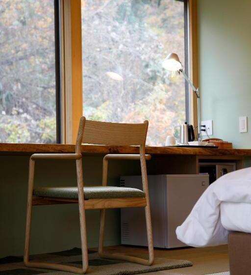 סוויטה משפחתית, Satoyama Jujo The House