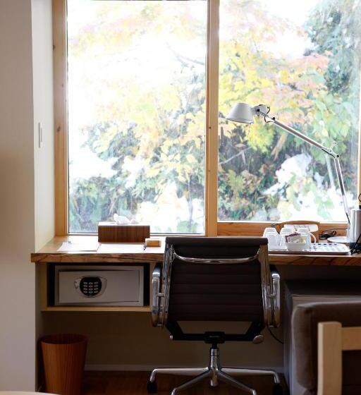 اتاق خانوادگی, Satoyama Jujo The House