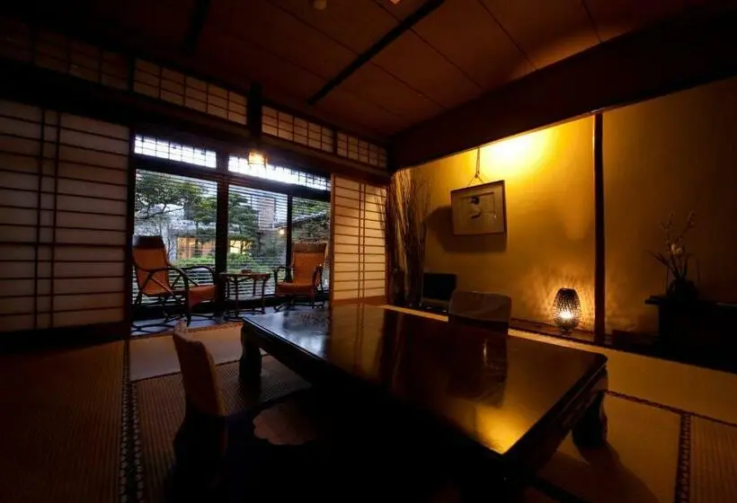 Standard-huone Jaettu Kylpyhuone, Ryokan Sennari