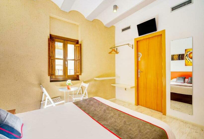 이코노미 룸, Casa Del Cigroner