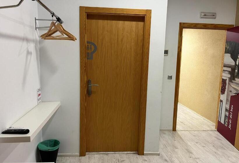 スタンダードトリプルルーム, Casa Del Cigroner