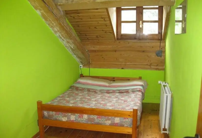 バス共有のスタンダードルーム, Albergue Pájaro Loco