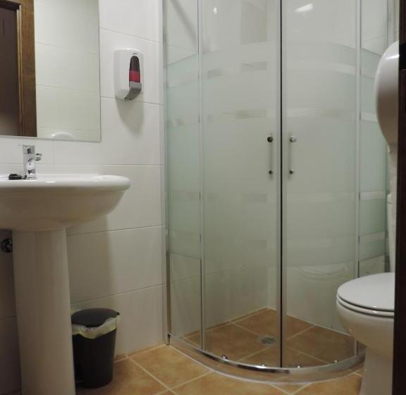 اتاق استاندارد, Albergue Santo Tomás De Canterbury Hostel