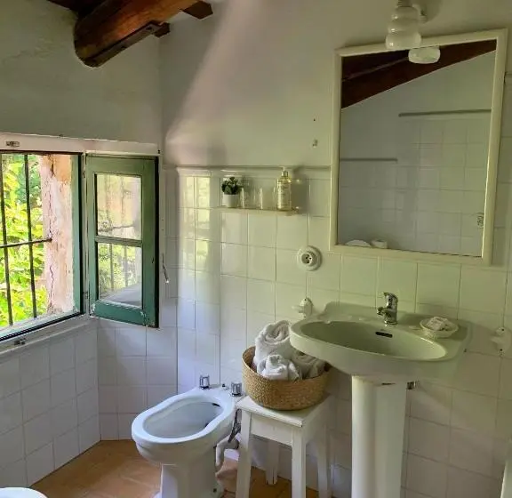 ベーシックルーム, B&b Can Casadella