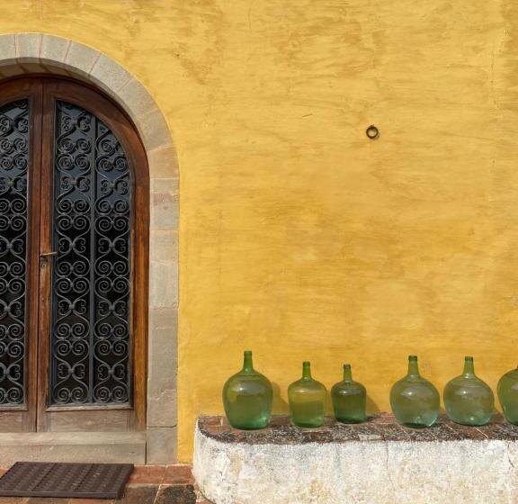 Вилла с 1 спальней и бассейном, B&b Can Casadella