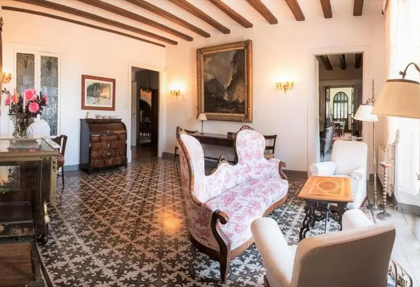 プール付き１ベッドルームヴィラ, B&b Can Casadella