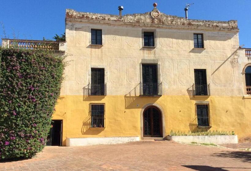 Вилла с 1 спальней и бассейном, B&b Can Casadella