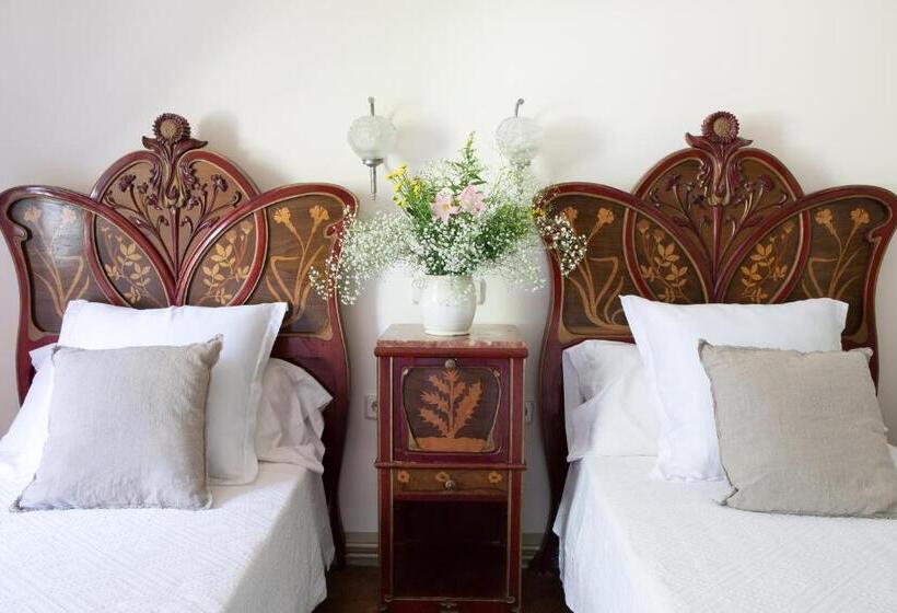 Номер Стандарт, B&b Can Casadella