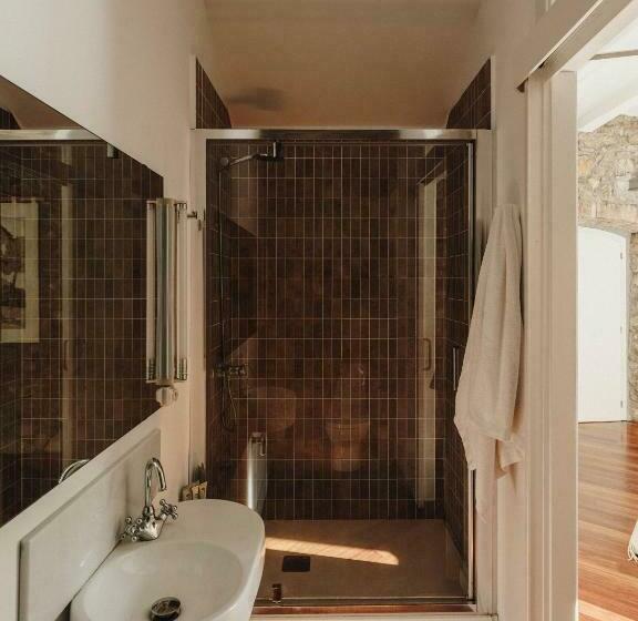 חדר סטנדרט נוף לגינה, Paratgea