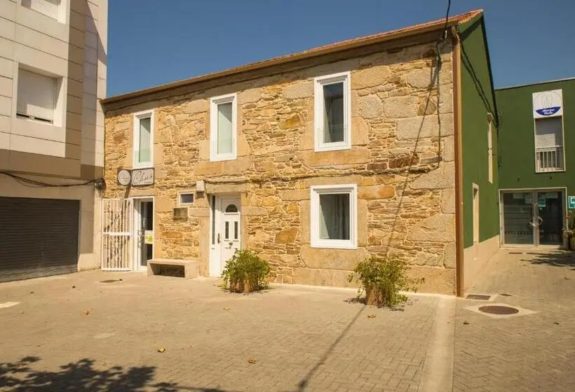 Talo 3 Makuuhuonetta, Casa Albergue Picota