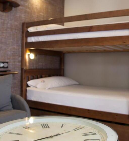 חדר סטנדרט לארבעה, Hostel Albergue Monte Perdido