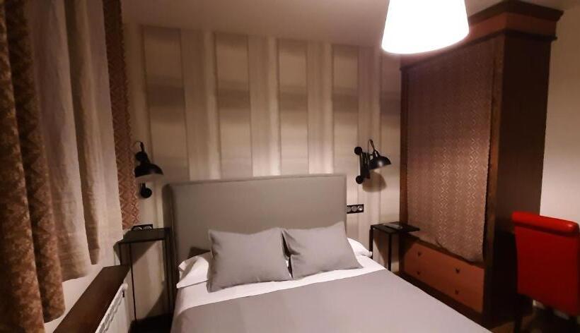 Номер Стандарт, Hostel Albergue Monte Perdido