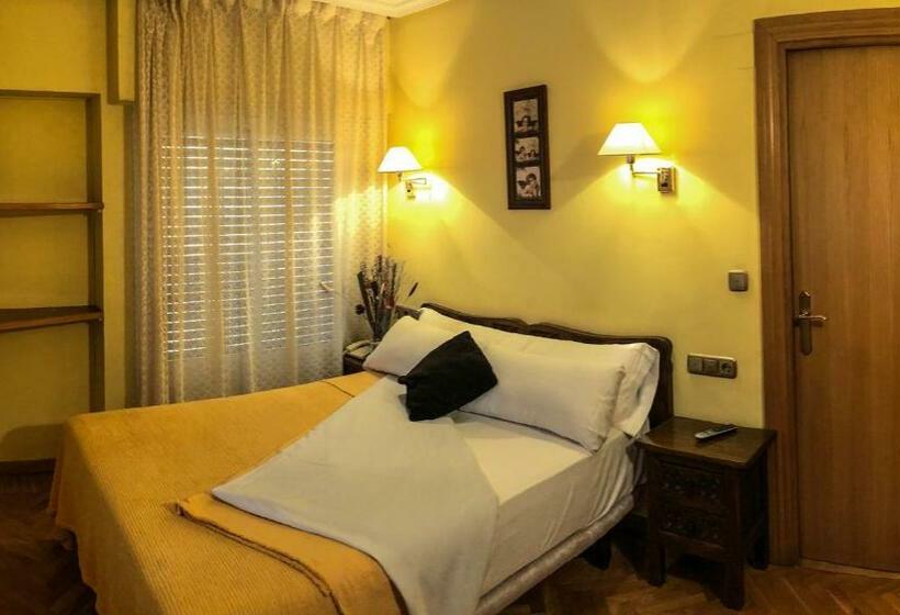 スタンダードルーム, A Nieu