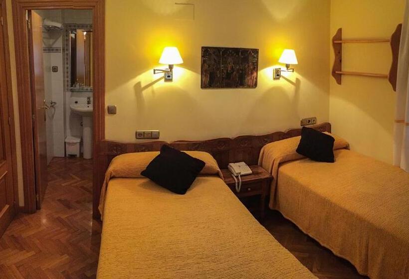 スタンダードルーム, A Nieu