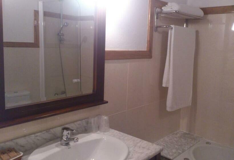 バスタブ付きデラックスルーム, Alcor Del Roble