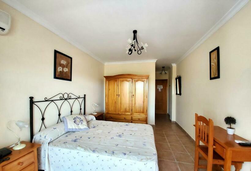 Номер Стандарт Вид на Горы, Arco Del Sol