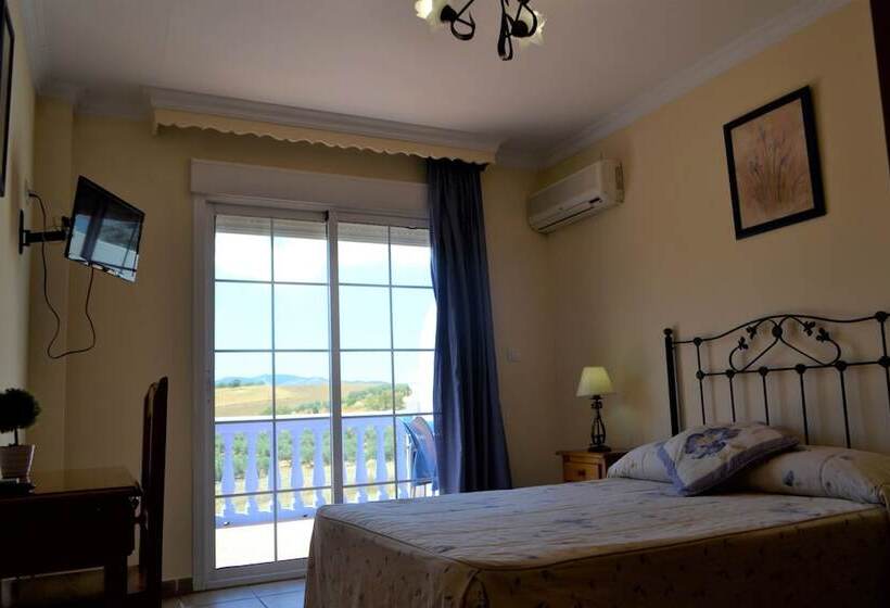 Номер Стандарт Вид на Горы, Arco Del Sol