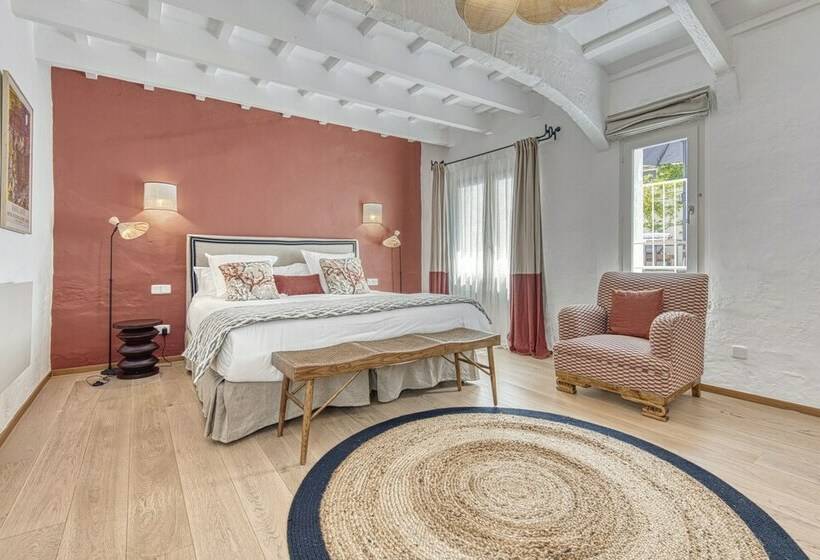 جناح مزود بتراس, Can Alberti 1740 Boutique