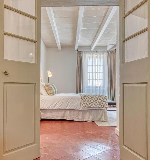 جناح, Can Alberti 1740 Boutique