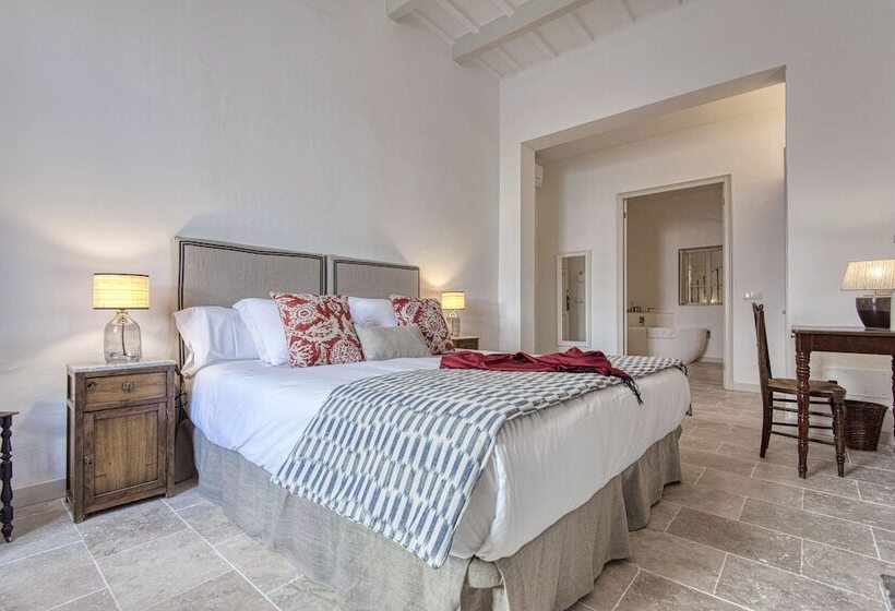 جناح, Can Alberti 1740 Boutique