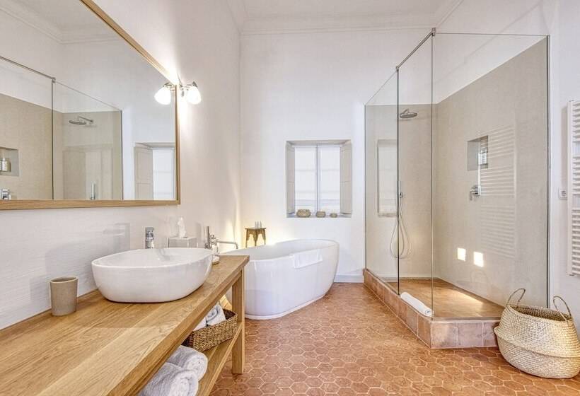 Люкс, Can Alberti 1740 Boutique