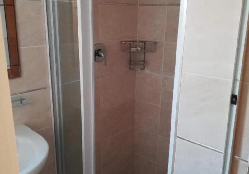 جناح, Can Alberti 1740 Boutique