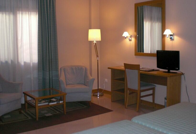 غرفة قياسية, Central