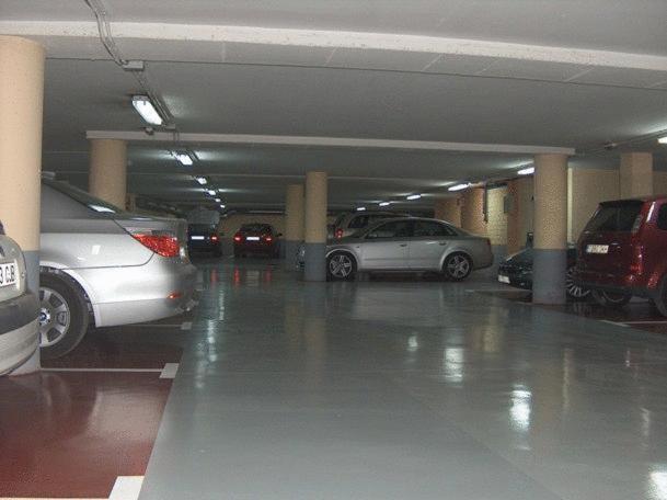 غرفة قياسية, Central