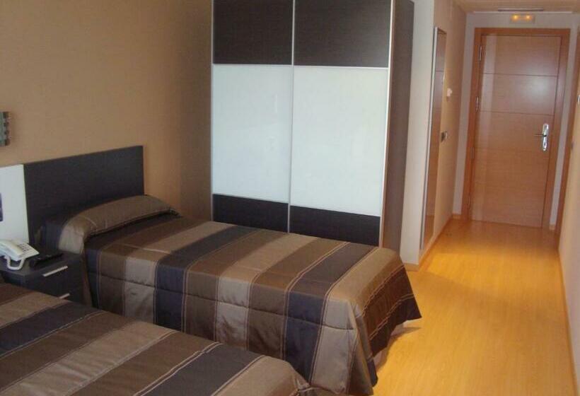 标准间, Ciutat D Amposta