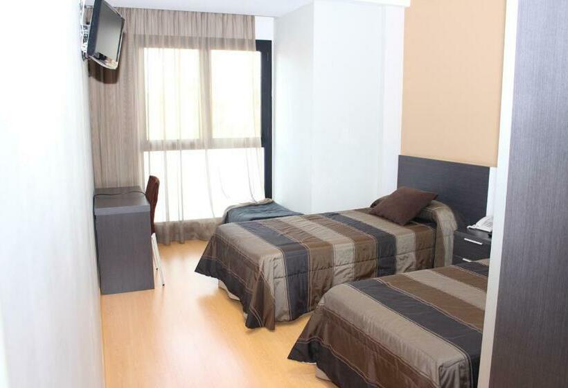 标准间, Ciutat D Amposta