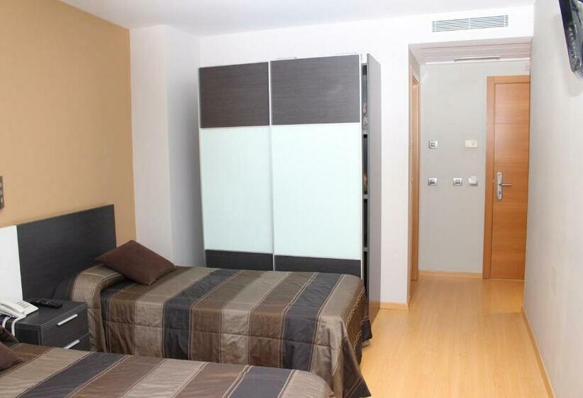 标准间, Ciutat D Amposta